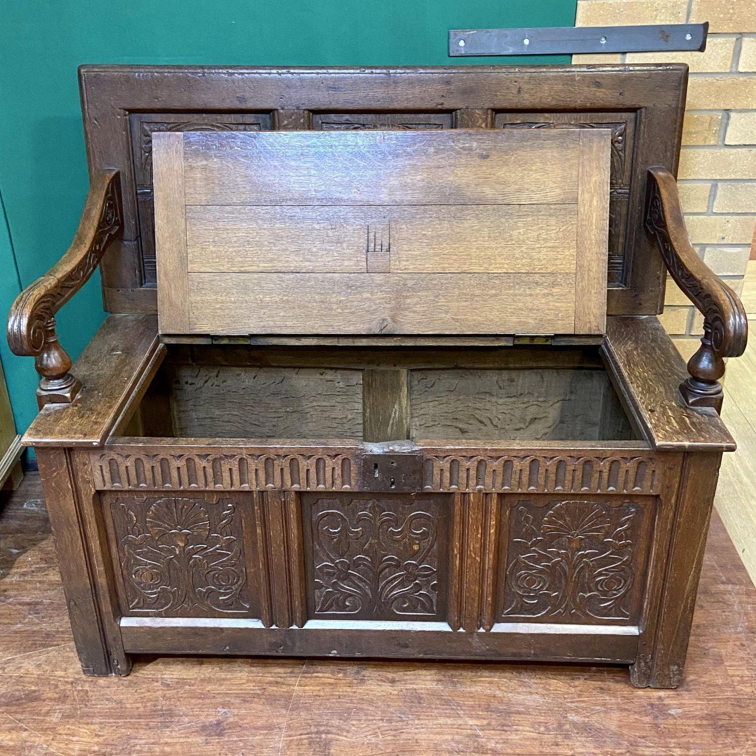 Is it worth buying antique furniture? Learning with Experts