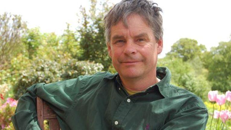 Episode 10: Daffodils with Dr. Noel Kingsbury