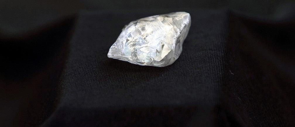 Diamond Batteries Made From Nuclear Waste