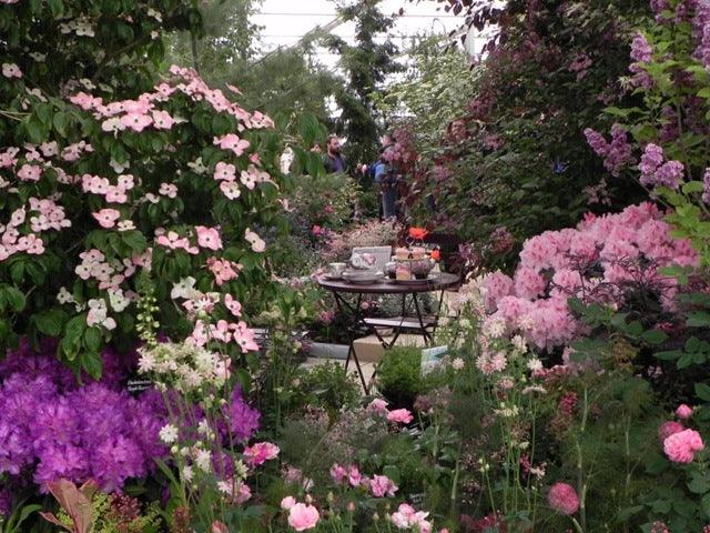 Enjoy Chelsea Flower Show: really make a day of it!