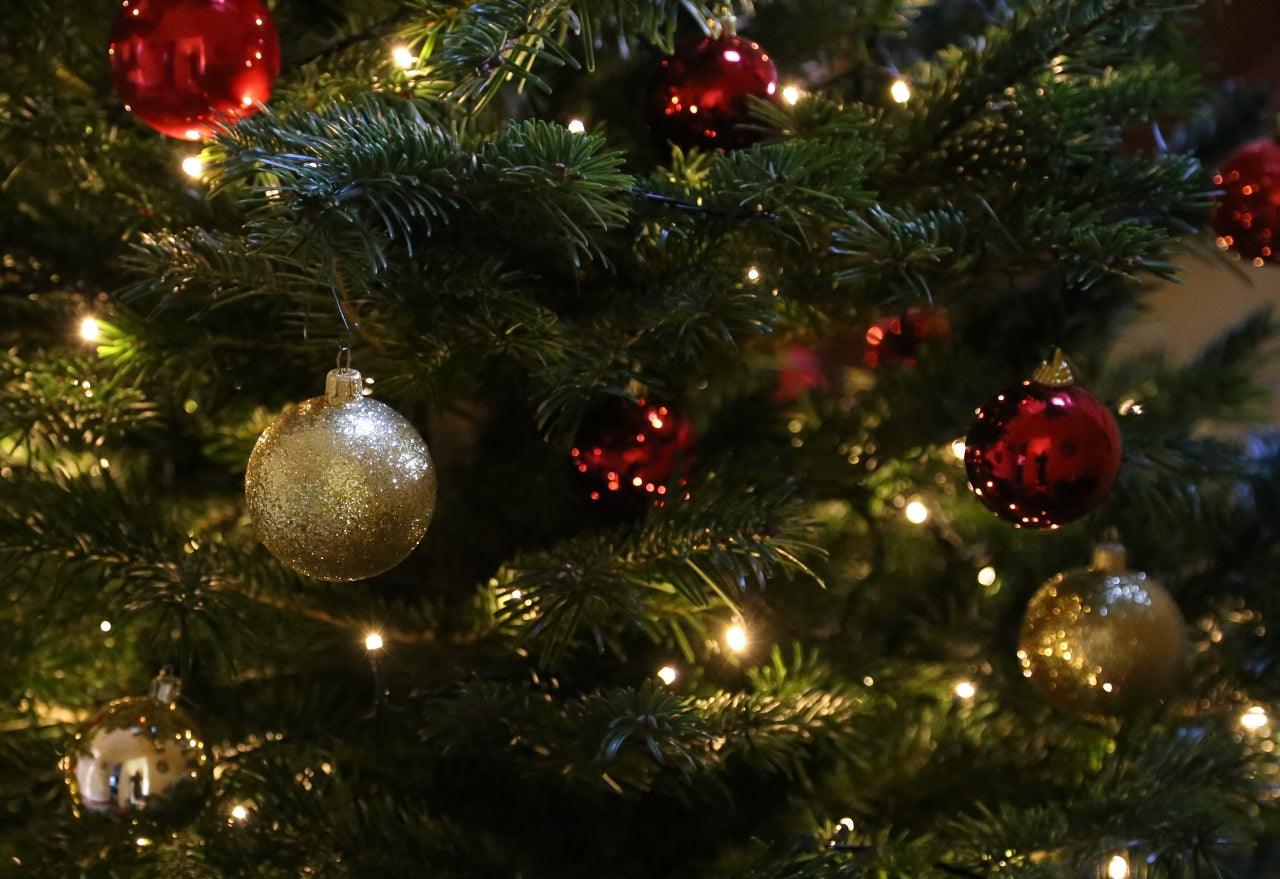 Last minute Christmas floral decoration ideas