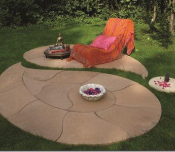 More than just paving: soft lines in hard landscaping