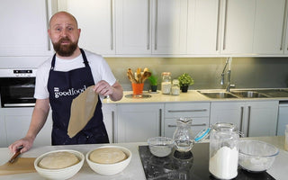 A review of the online course 'BBC Good Food: Sourdough at home' from the perspective of a profoundly deaf student