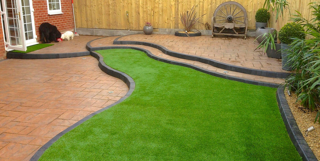 The Pros & Cons of Artificial Grass
