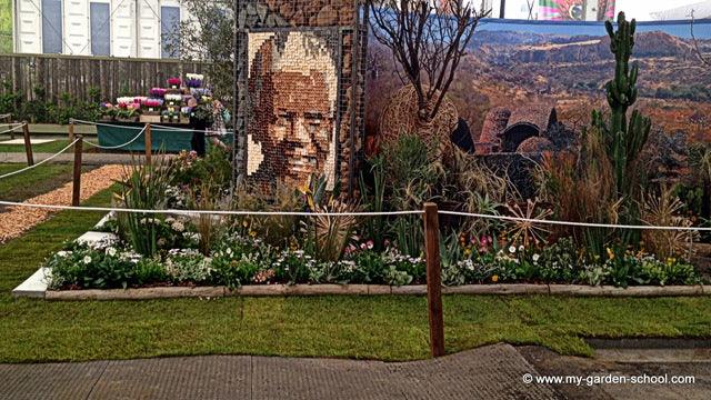 MyGardenSchool Roving iPhone Reporter:  The Great Pavilion @ChelseaFlowerShow2014